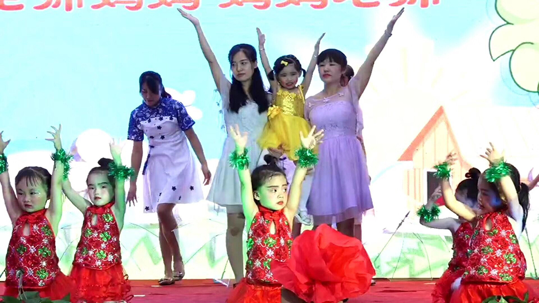 <a href='//www.newe.tv' target='_balnk'>长沙</a>贝尔乐幼儿园2018年毕业典礼汇演<a href='//www.newe.tv' target='_balnk'>直播</a>