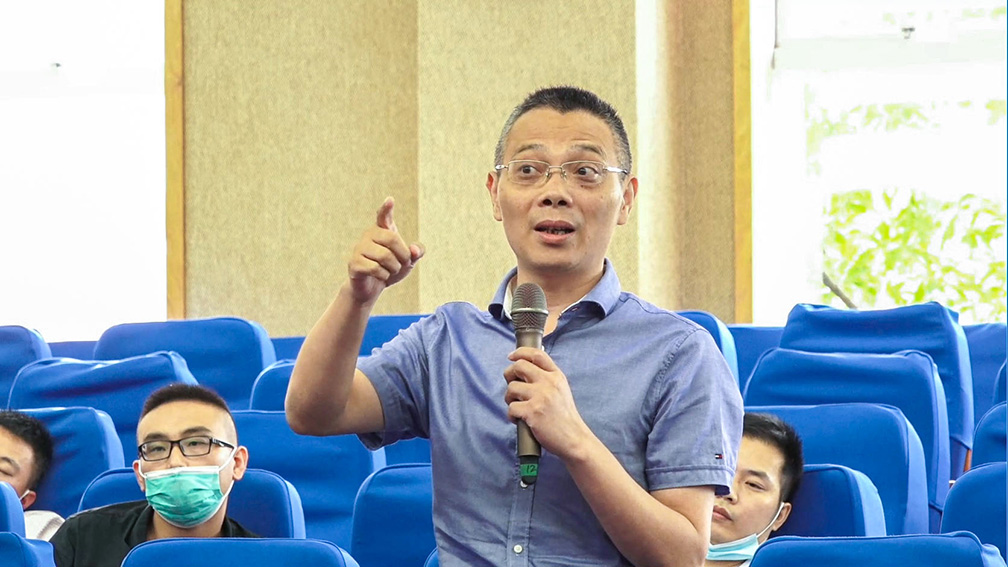 <a href='//www.newe.tv' target='_balnk'>视频</a>连线+专家讲堂+互动讨论<a href='//www.newe.tv' target='_balnk'>直播</a>